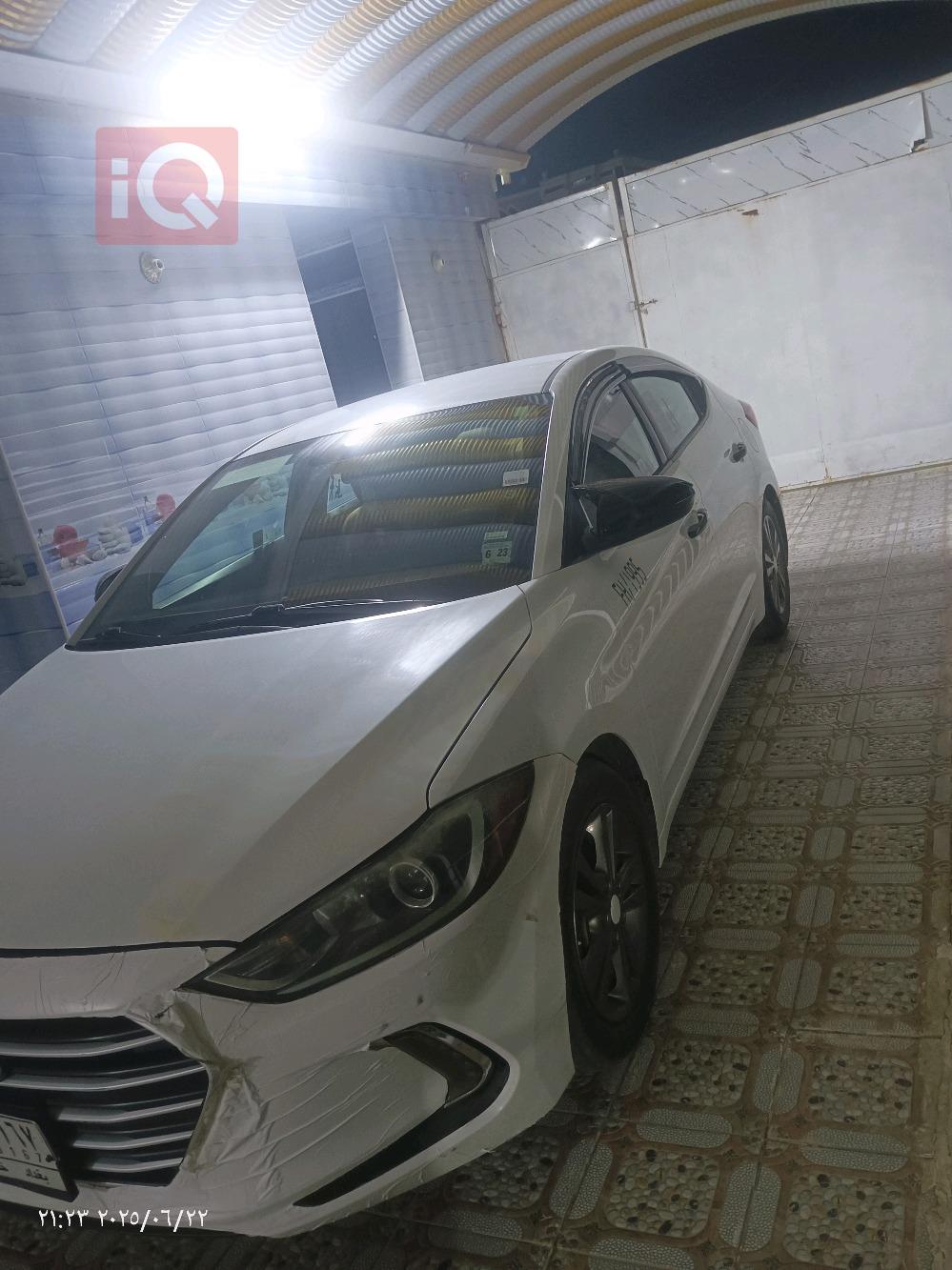هیوندای ئەلەنترا